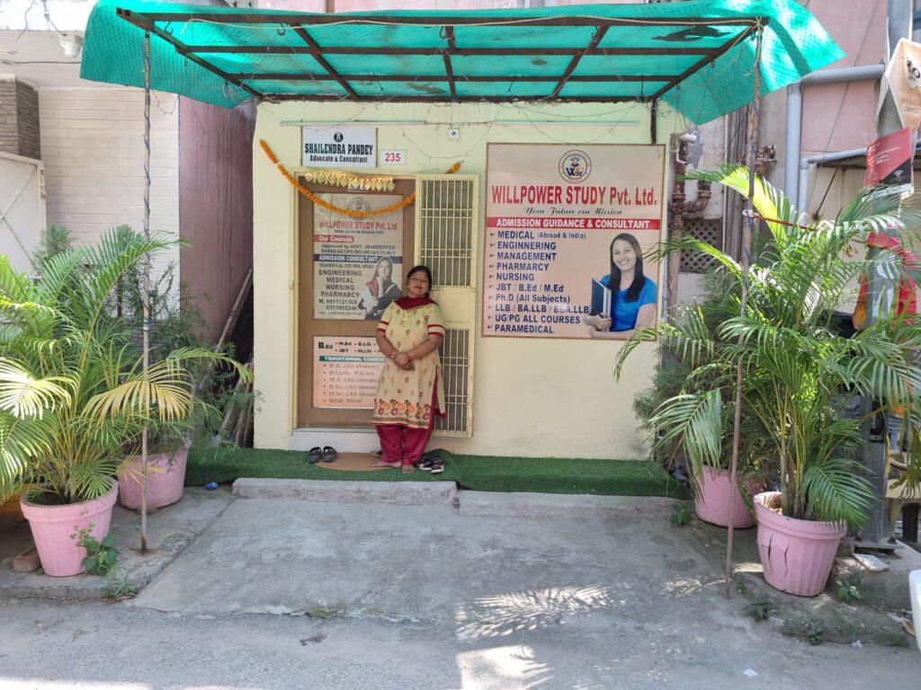 Outreach Program Significantly Expands Rural Education